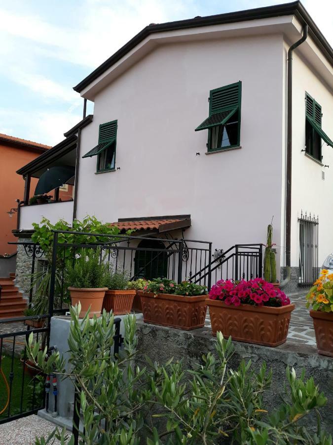 La Villa La Spezia Extérieur photo