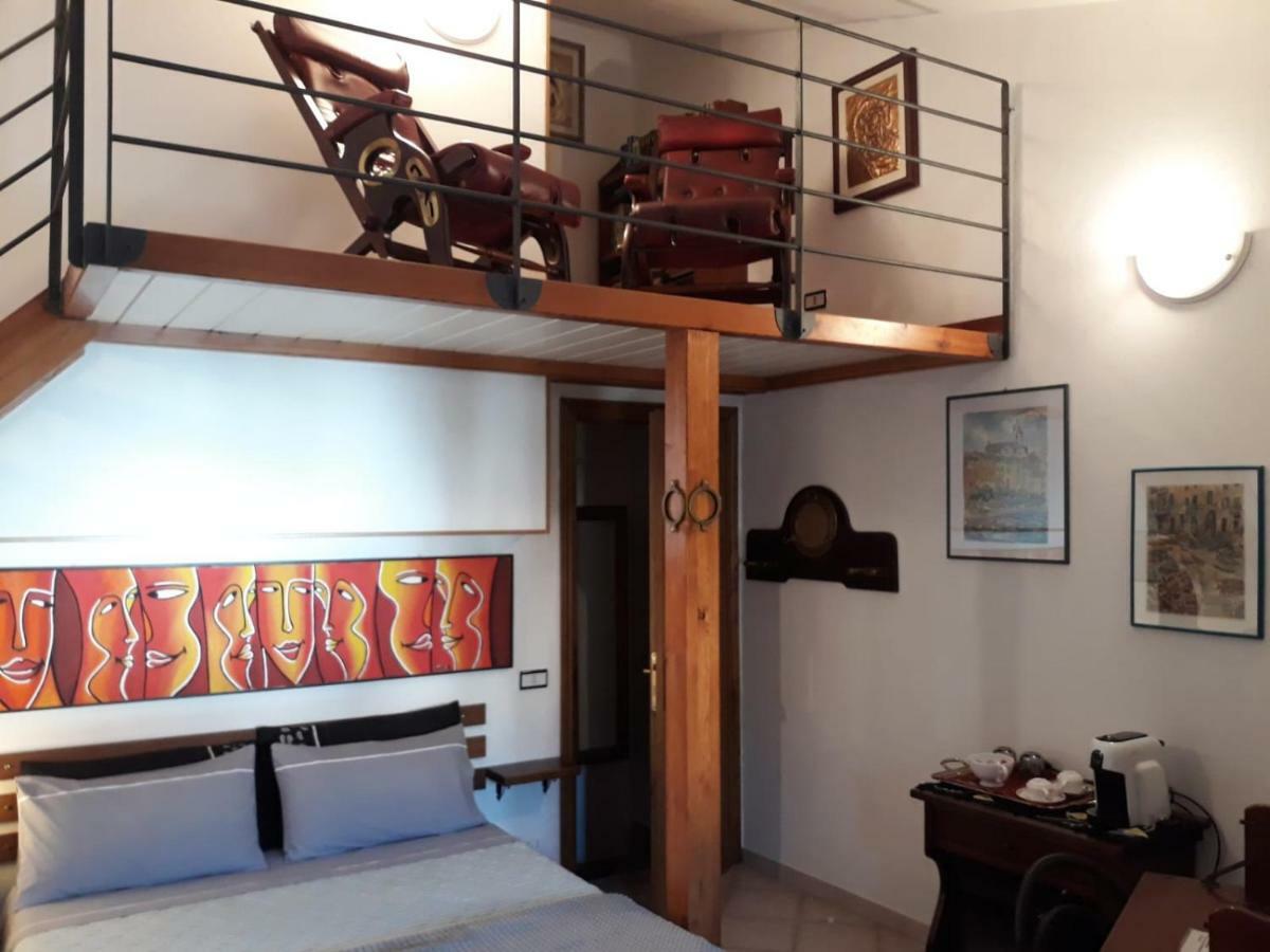 La Villa La Spezia Extérieur photo